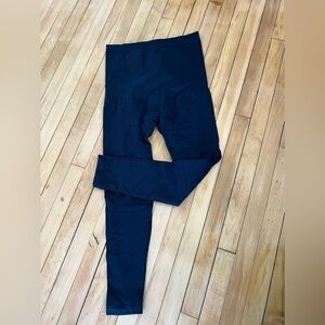 Empetur black contour shape wear leggings